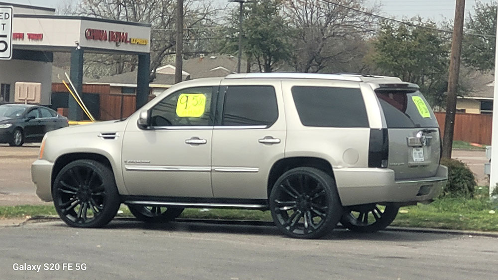 cadillac escalade